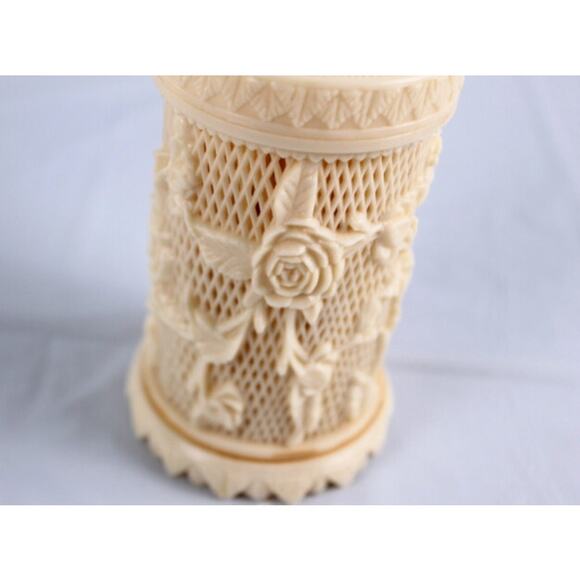 Vintage Cocktail Appetizer Forks Holder 1960s Plastic Boho Cottage Grandma Core - Picture 3 of 7